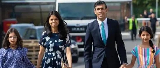 现任英国首相的女儿上的什么学校？这所学校有什么来头？