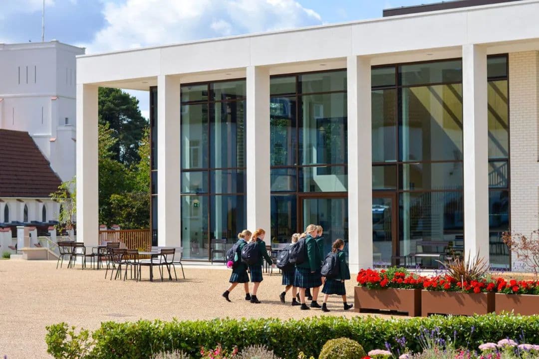 号称“女子伊顿”的顶尖女校——切尔滕纳姆女子学院（Cheltenham Ladies’ College）如何？