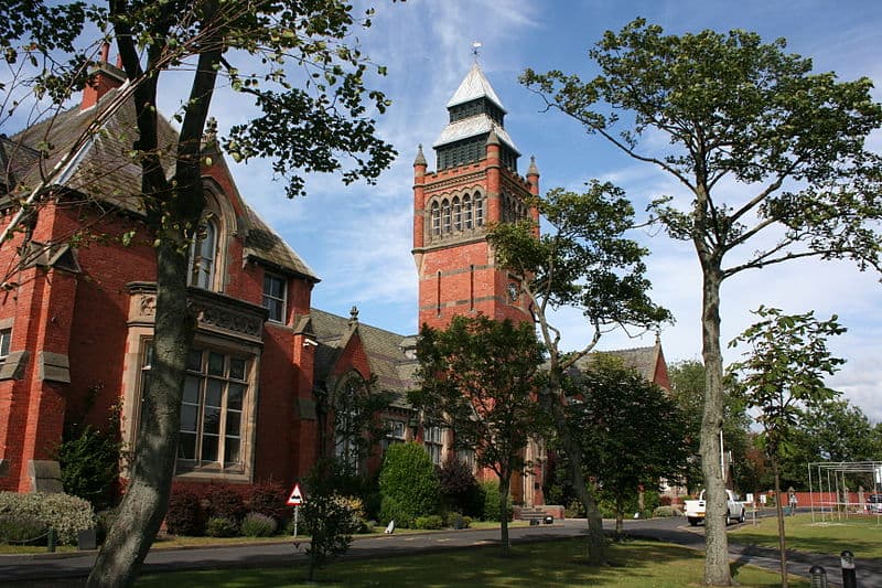 商人泰勒男子学校