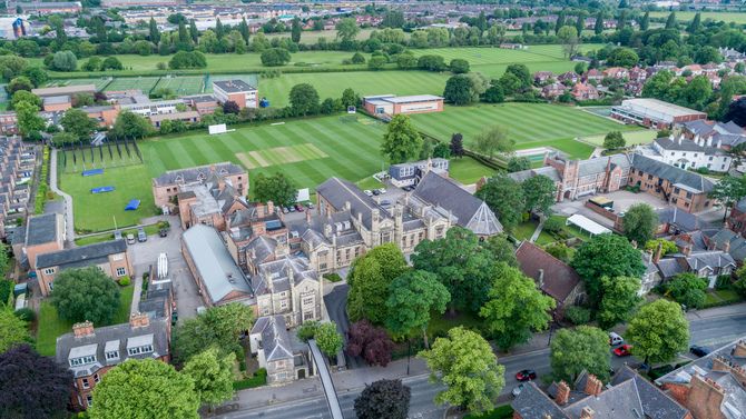 英国最古老私校圣彼德中学St Peter's School 介绍